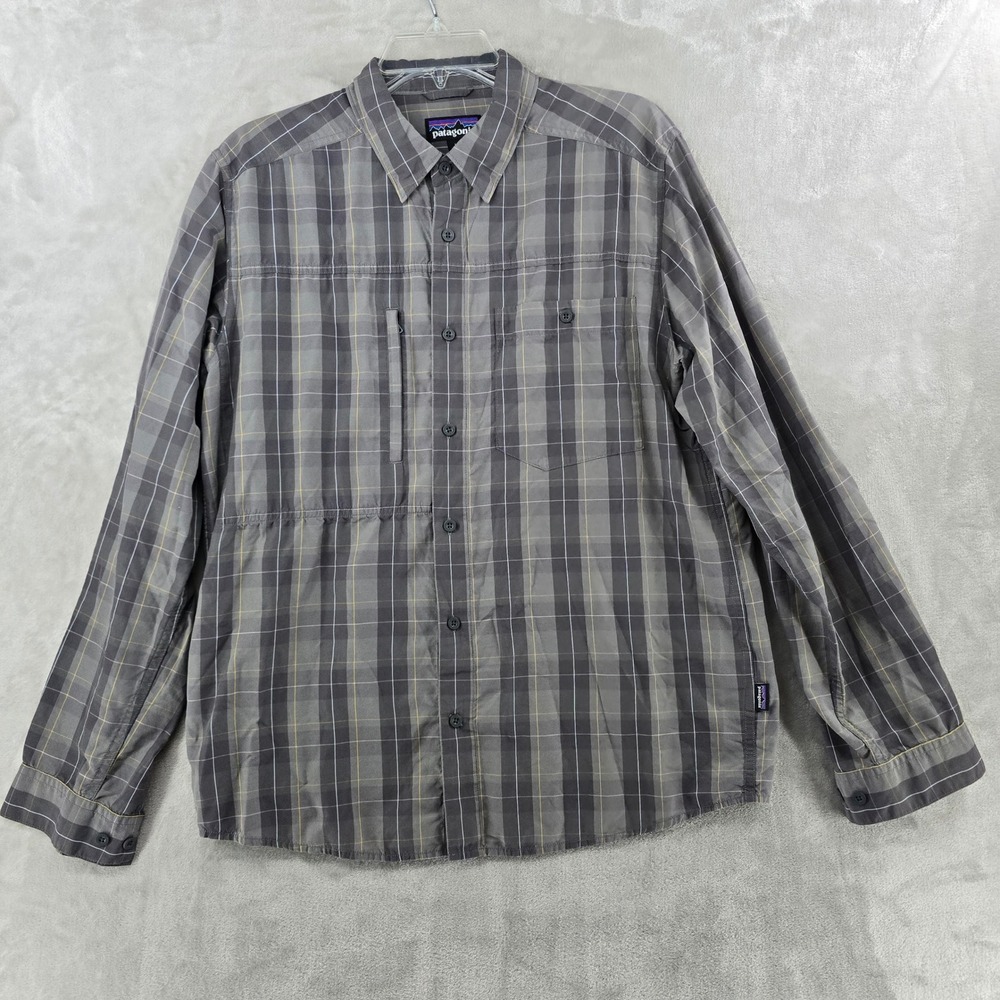 Patagonia Button Down Shirt Mens Medium Grey Plaid Long Sleeve Technical Hiking